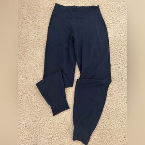 Lululemon navy size 6 Align joggers